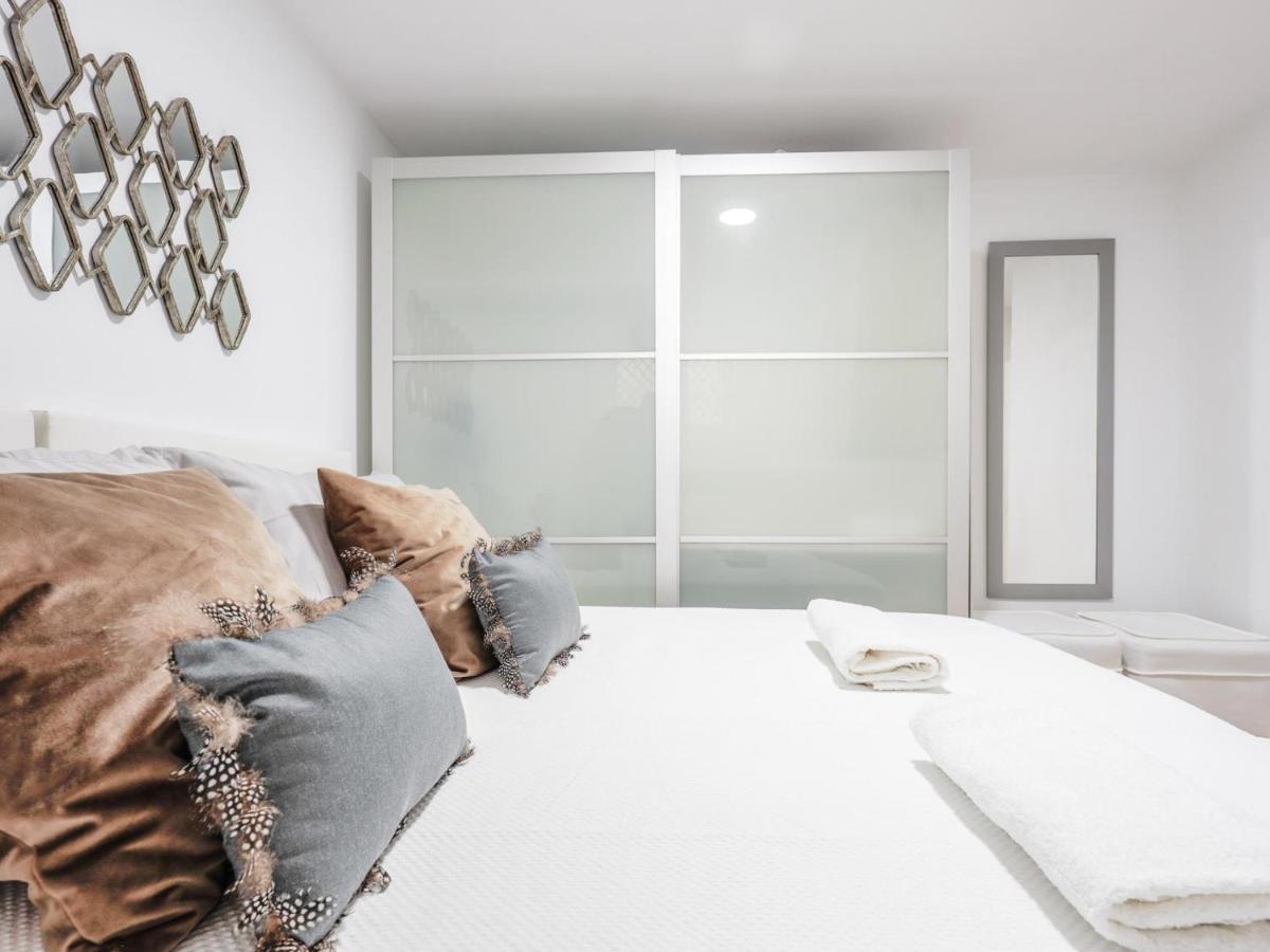 Bonito Apt En Cadiz Centro Renovado Exterior foto